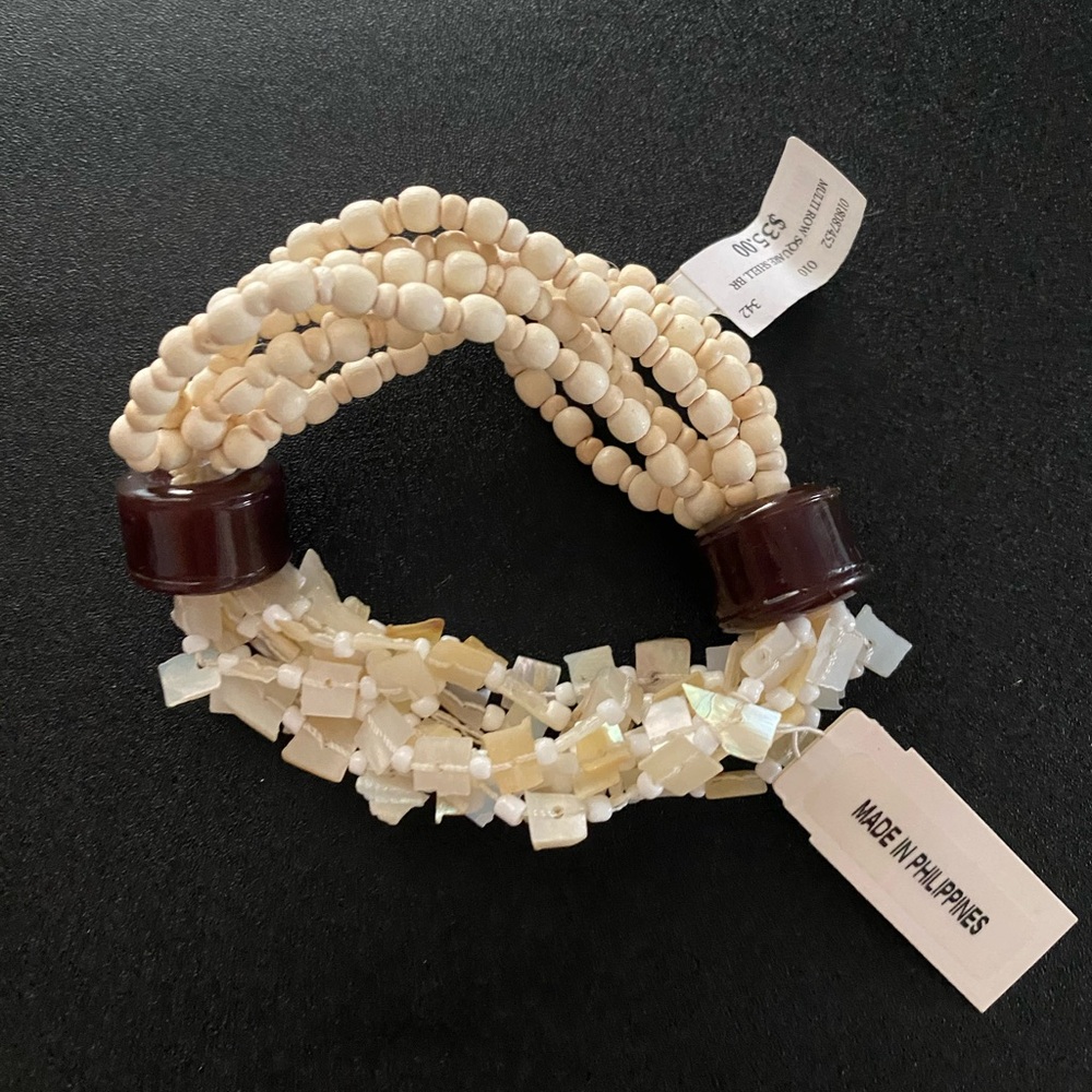 Beaded shell bracelet - Picture 3 of 4